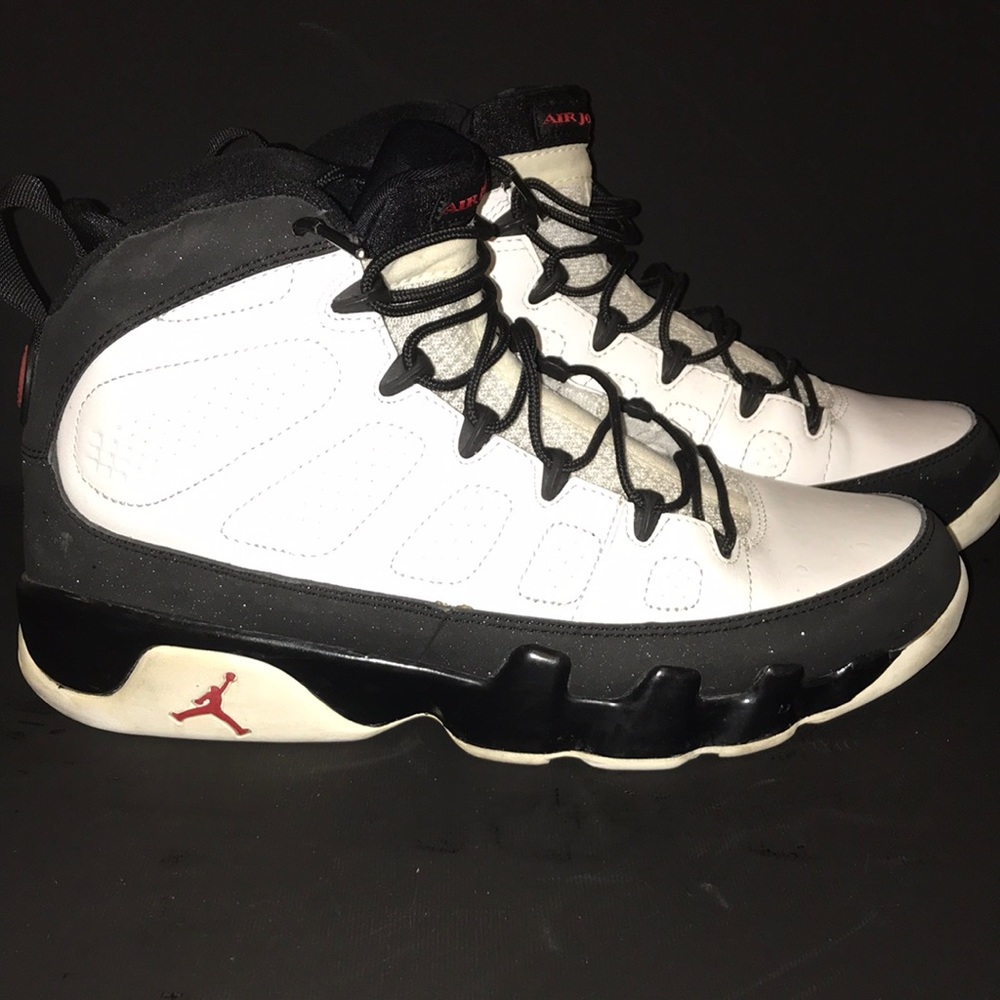 Nike Air Jordan 9 Retro